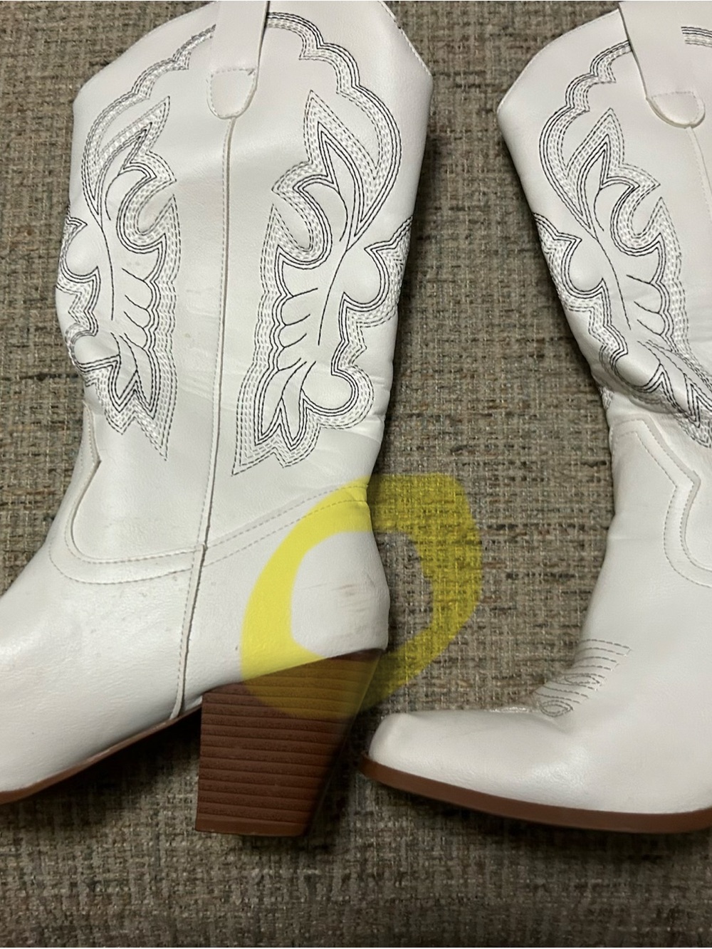 White Western Embroidered Mid-Calf Cowboy Boots - Picture 6 of 6
